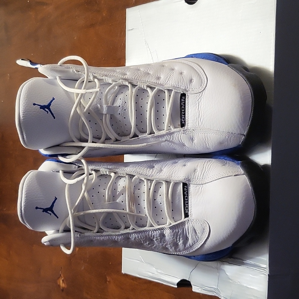 Air Jordan 13s size 12.5
